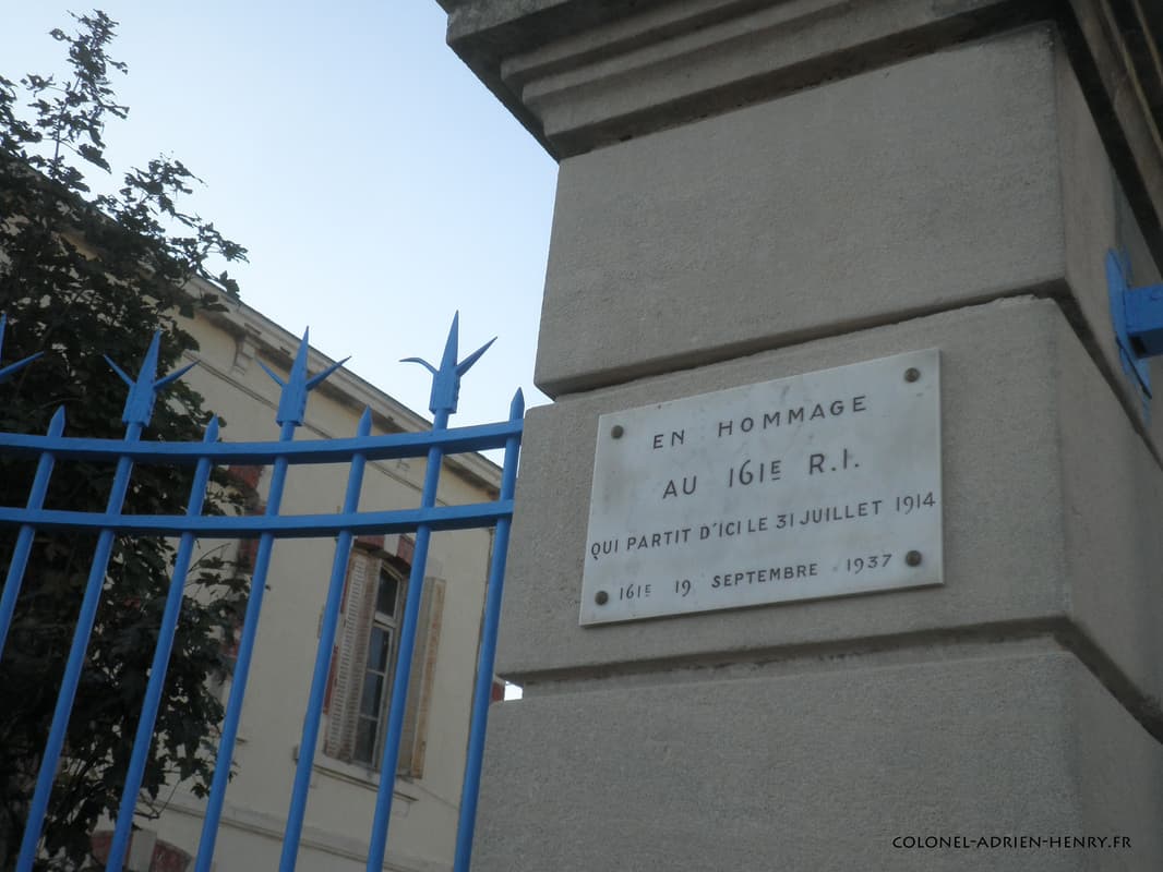 Vue de la caserne du 161e RI