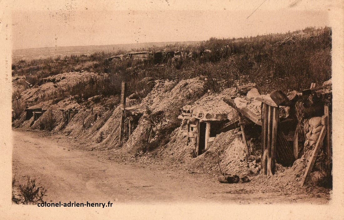 Carte postale de 1935, terrain de Verdun non reconstitué