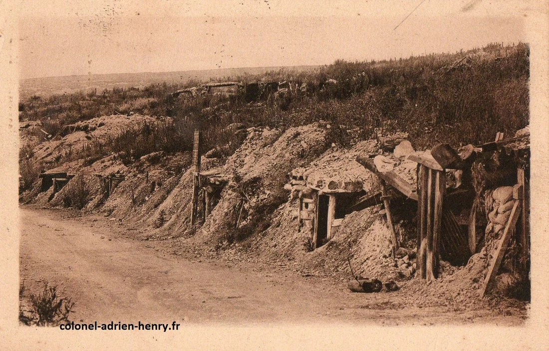 Carte postale de 1935, terrain de Verdun non reconstitué